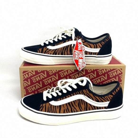Vans Shoes - 💖MEGA SALE💖VANS Women VN0A5HYR9ZY Style 36 Decon Brown Stripes Animal SF
